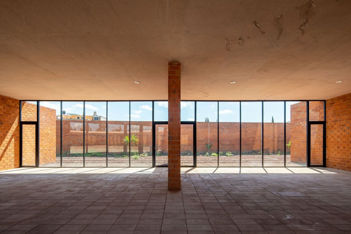 I Didn't Ask To Be Born Latina Nomas Tuve Suerte YINJISPACE - Taller de Arquitectura Miguel Montor x Pyrotechnics Museum